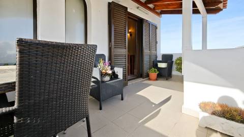 Apartamento T2 com varandas | Piscinas | Garagem