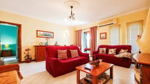 Apartamento T2 com varandas | Piscinas | Garagem