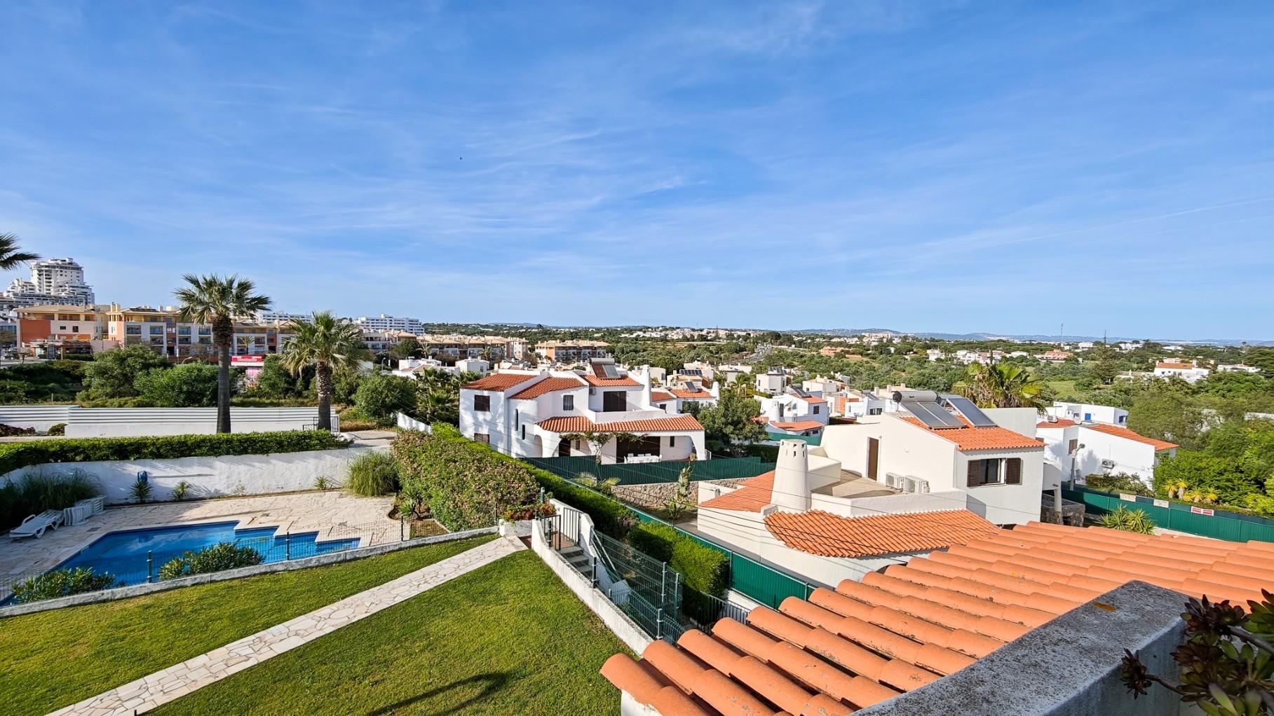 Apartamento T2 com varandas | Piscinas | Garagem