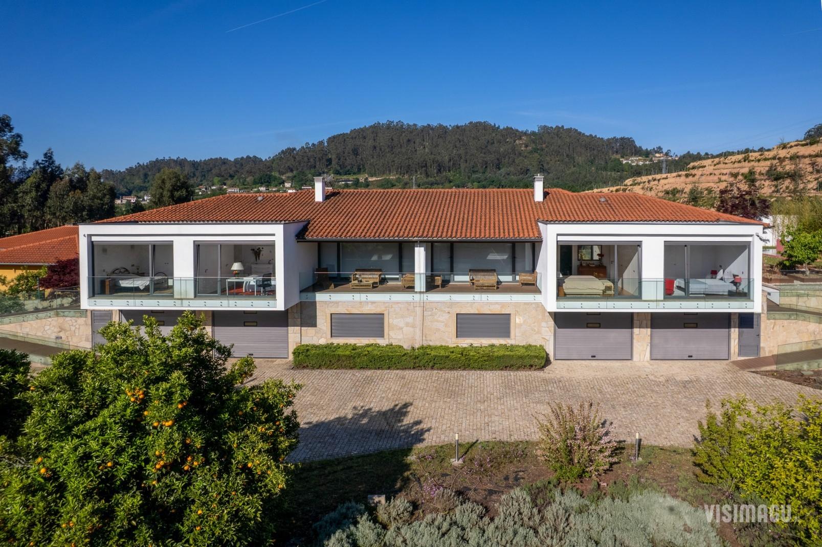 2 Moradias de Luxo com vistas panorâmicas incríveis | Arcos de Valdevez