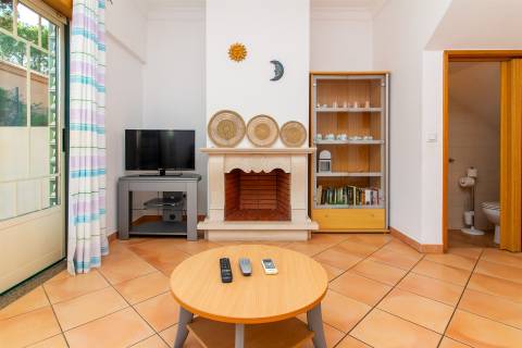 T2 Duplex a 100 metros da Praia da Oura – Quinta Pedra dos Bicos