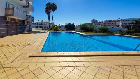 Apartamento T3 com vista mar e terraço