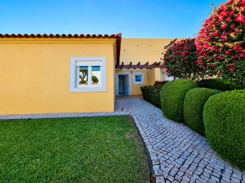 Vilamoura - Moradia V3 em Condomínio Privado Exclusivo