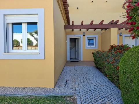 Vilamoura - Moradia V3 em Condomínio Privado Exclusivo