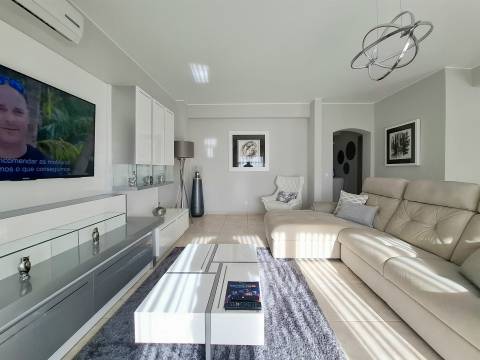 Vilamoura - Moradia V3 em Condomínio Privado Exclusivo