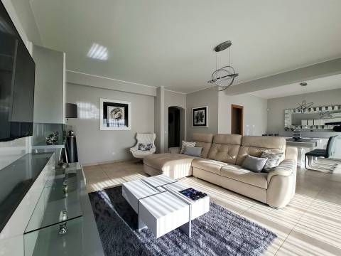 Vilamoura - Moradia V3 em Condomínio Privado Exclusivo