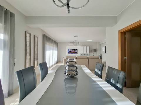 Vilamoura - Moradia V3 em Condomínio Privado Exclusivo