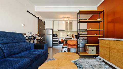 Apartamento com Piscina e Garagem a 800 Metros da Praia