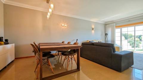 Moradia T2 Venda em Albufeira e Olhos de Água,Albufeira