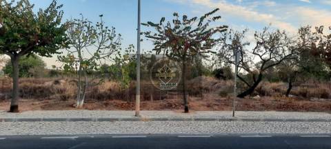 Terreno Urbano para construção em Ferreiras - Albufeira