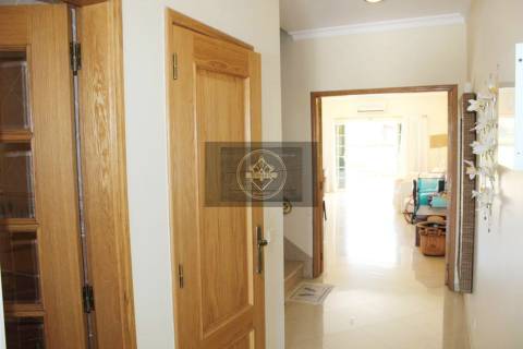 Moradia T2 +1 com piscina nos Caliços - Albufeira