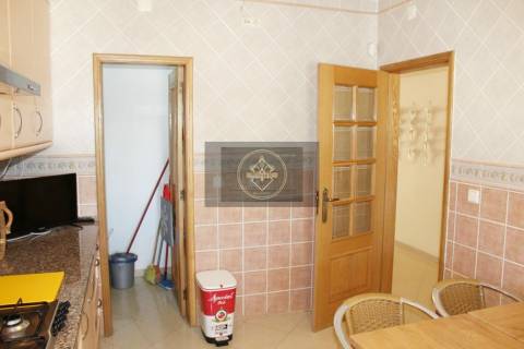 Moradia T2 +1 com piscina nos Caliços - Albufeira