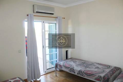 Moradia T2 +1 com piscina nos Caliços - Albufeira