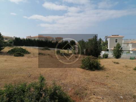 Terreno urbano de 1000 m2 em S. Rafael - Albufeira