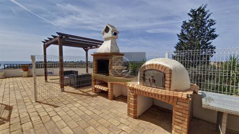 Moradia T6 com piscina em Albufeira