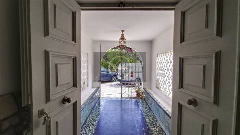 Moradia T6 com piscina em Albufeira