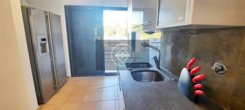 Moradia T3 com piscina e vista mar- Albufeira