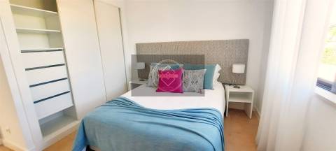 Moradia T3 com piscina e vista mar- Albufeira