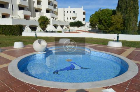 Apartamento T1 com piscina - Albufeira