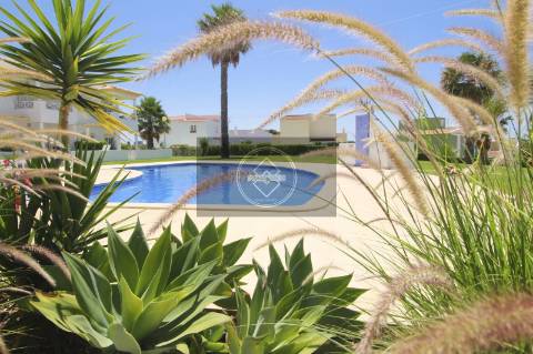 Moradia T1+2 com piscina - Forte de S. João - Albufeira