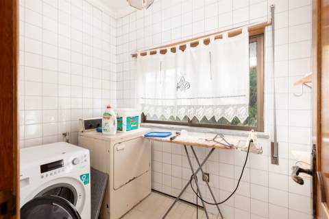 Moradia T3 com vinha em Fragosela - Viseu