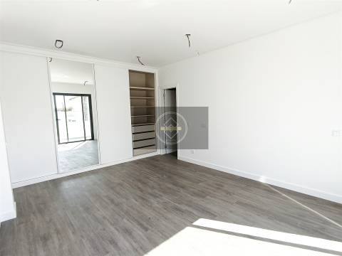 Moradia T3 com piscina privativa - Albufeira