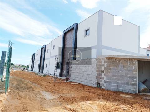 Moradia T3 com piscina privativa - Albufeira