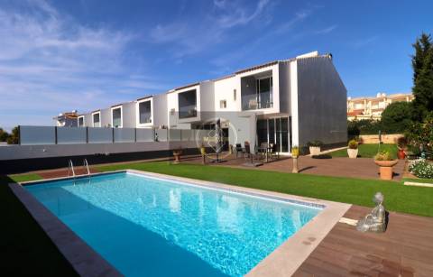 Moradia T3+1 com piscina - Albufeira