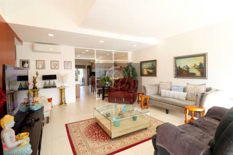 Moradia T3+1 com piscina - Albufeira