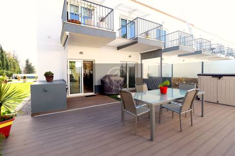 Moradia T3+1 com piscina - Albufeira