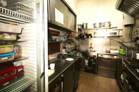 Restaurante com esplanada para venda em Albufeira