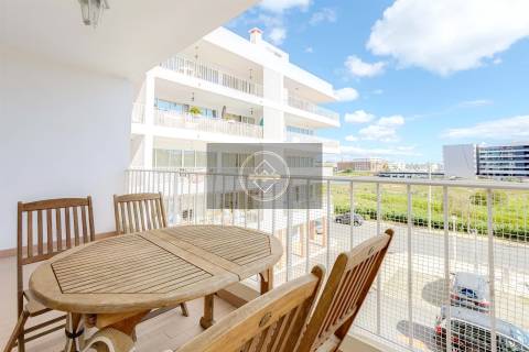 Apartamento T3 renovado com garagem - Lagos