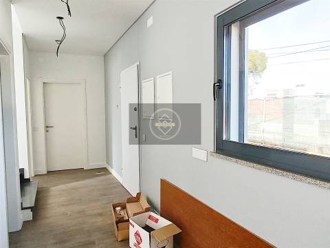 Moradia T3 com piscina privativa - Albufeira