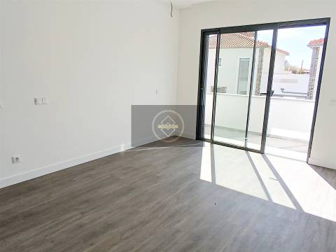 Moradia T3 com piscina privativa - Albufeira