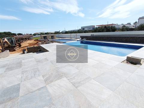 Moradia T3 com piscina privativa - Albufeira