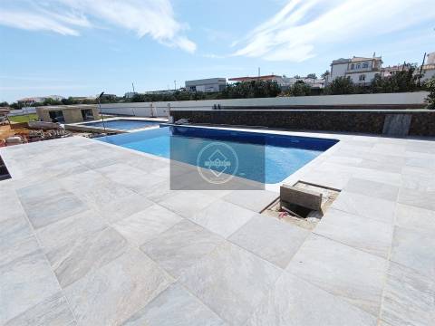 Moradia T3 com piscina privativa - Albufeira