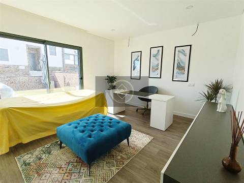 Moradia T3 com piscina privativa - Albufeira