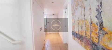 Moradia T3 com piscina e vista mar- Albufeira