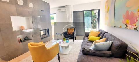 Moradia T3 com piscina e vista mar- Albufeira