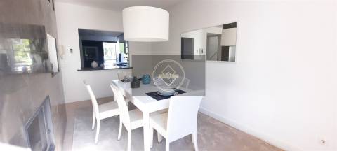 Moradia T3 com piscina e vista mar- Albufeira