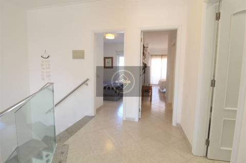 Moradia T3 com piscina -  Galé - Albufeira