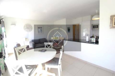 Apartamento T2 com piscina - Vilamoura