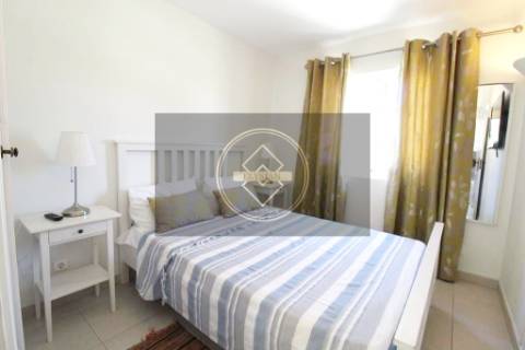 Apartamento T2 com piscina - Vilamoura