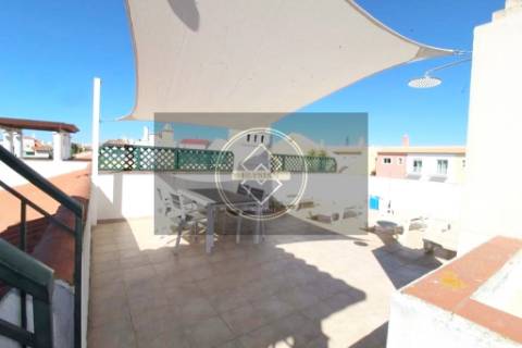 Apartamento T2 com piscina - Vilamoura