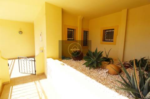 Apartamento T2 com piscina - Vilamoura