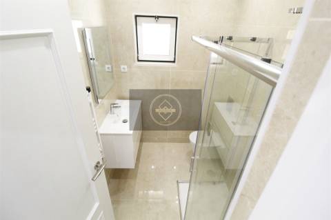 Apartamento T2 com piscina - Vilamoura