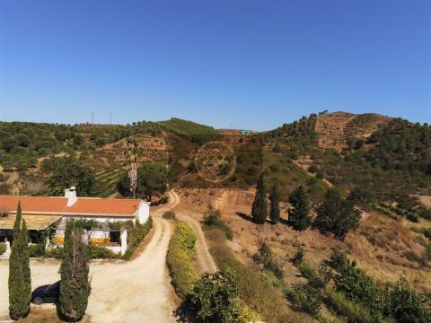 Herdade com 218ha para Venda- Monchique