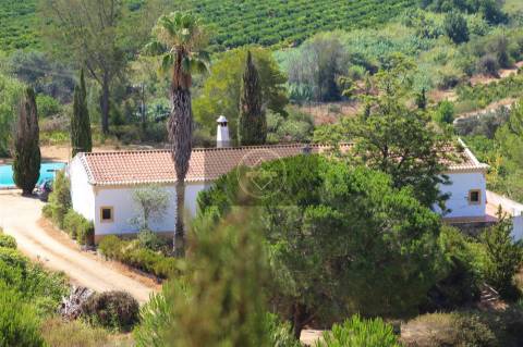 Herdade com 218ha para Venda- Monchique