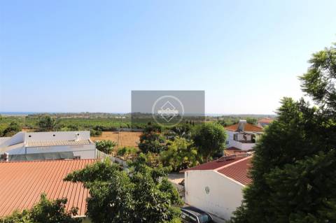 Moradia T5 com 4000m² de Terreno- Luz de Tavira