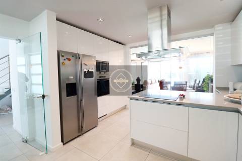 Moradia T3 com Piscina Privada - Centro da Cidade - Albufeira